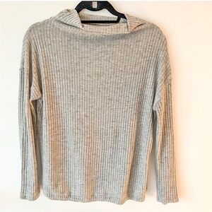 Astr turtleneck sweater, gray, size XS
